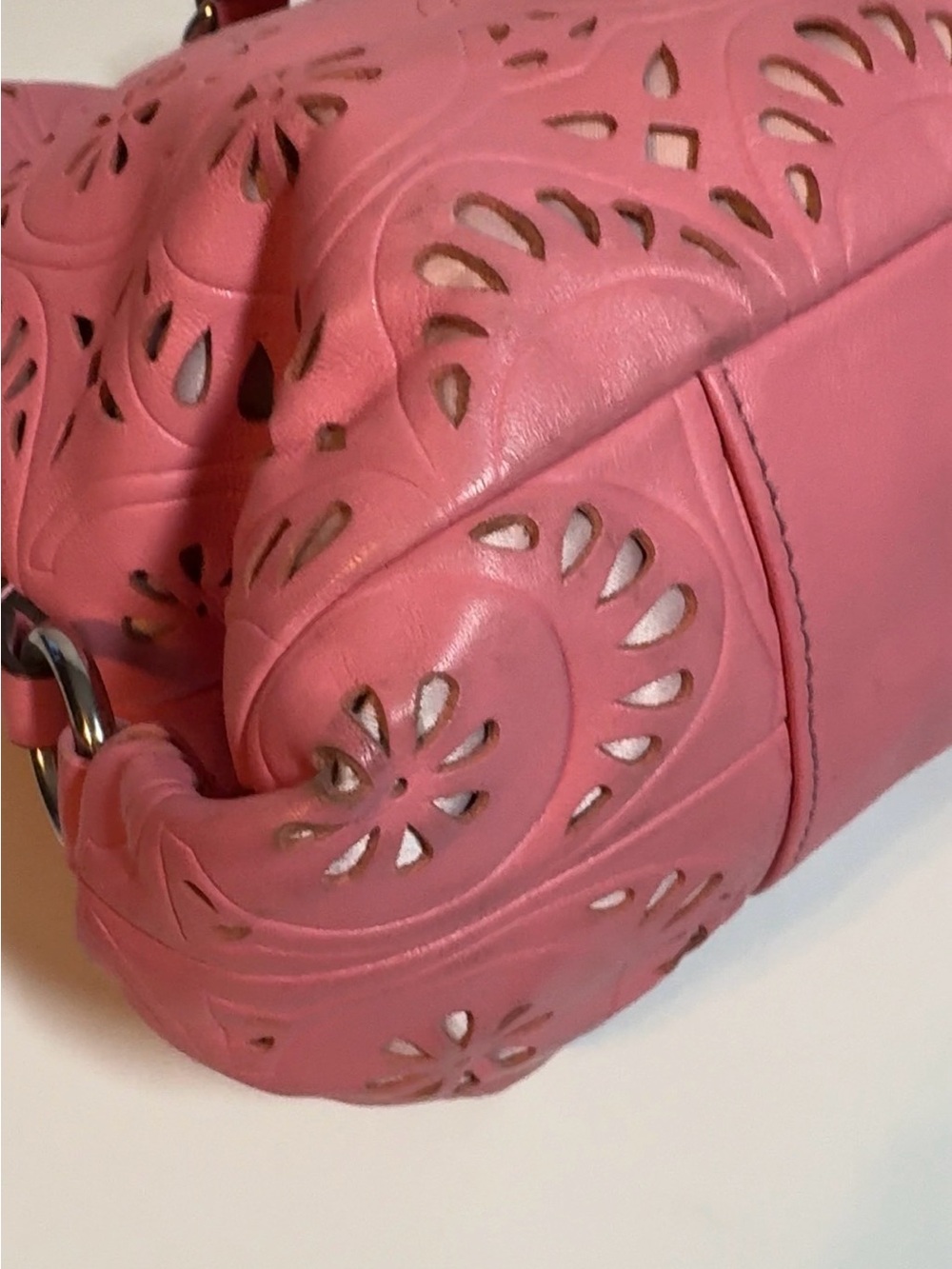 Coach Pink Leather Laser-Cut Floral Eyelet Carryall Shoulder Bag - Picture 9 of 10
